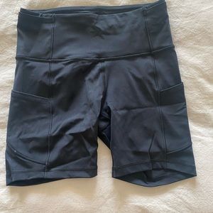 Lululemon Invigorate Biker shorts